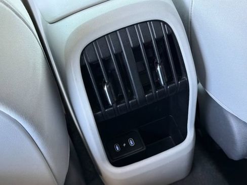 Used 2024 Hyundai Kona SEL FWD image 14
