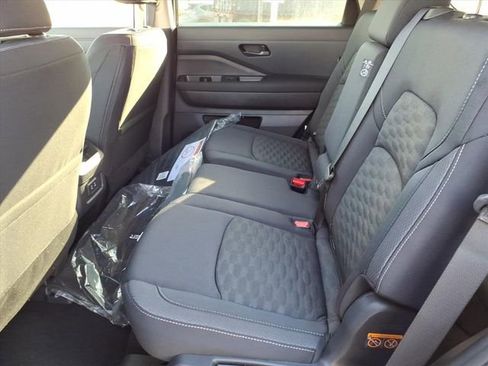 New 2026 Nissan Pathfinder SV image 14