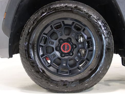 Used 2025 Toyota Sequoia TRD Pro AWD/4WD image 83