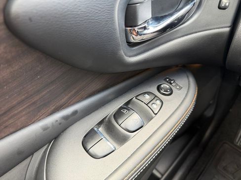 Certified 2024 Nissan Murano Platinum w/ Cargo Package image 23