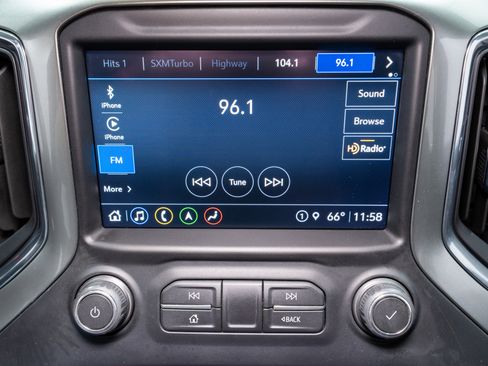 Used 2021 Chevrolet Silverado 2500 LTZ w/ LTZ Convenience Package image 23