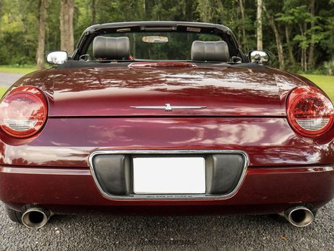 Used 2002 Ford Thunderbird RWD image 5
