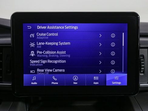 Used 2022 Ford Explorer XLT w/ Equipment Group 202A image 25