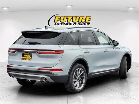 New 2025 Lincoln Corsair Premiere w/ Equipment Group 101A image 5