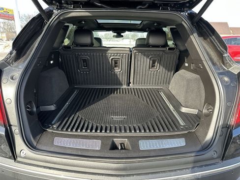 Certified 2024 Cadillac XT5 Premium Luxury w/ LPO, Floor Liner Package AWD/4WD image 23