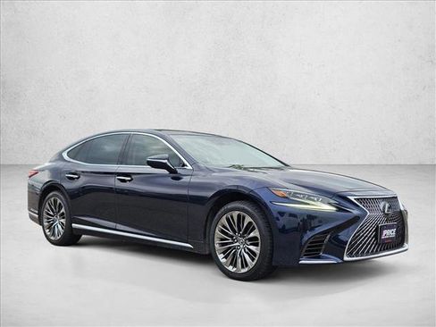 Used 2018 Lexus LS 500 w/ Luxury Package RWD image 3