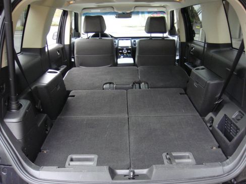 Used 2019 Ford Flex Limited w/ Limited Appearance Package image 11