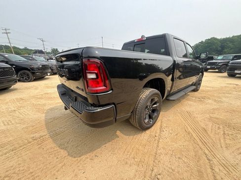 New 2026 RAM 1500 Express AWD/4WD image 5