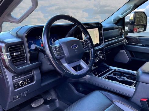 Used 2023 Ford F350 Lariat w/ Chrome Package image 20