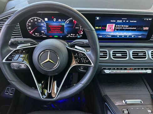 Certified 2025 Mercedes-Benz GLE 450e 4MATIC image 30