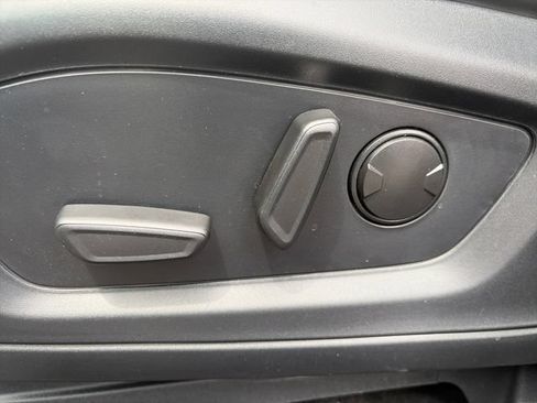 New 2026 Ford Explorer Active w/ Active Comfort Package AWD/4WD image 18