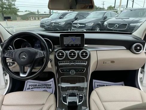 Used 2015 Mercedes-Benz C 300 4MATIC Sedan image 38