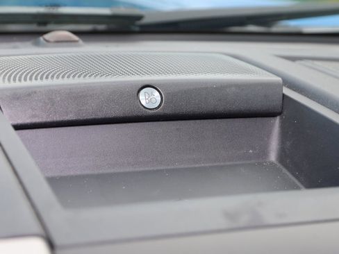 Used 2020 Ford F250 Lariat w/ Lariat Value Package image 38