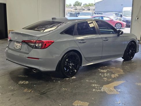 Used 2022 Honda Civic Sport image 4