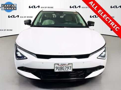 Certified 2025 Kia EV6 Wind image 2