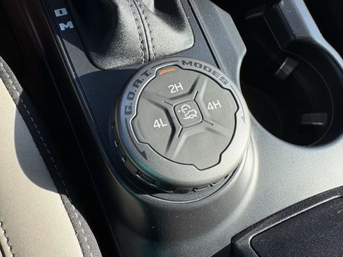 Used 2024 Ford Bronco Big Bend image 21