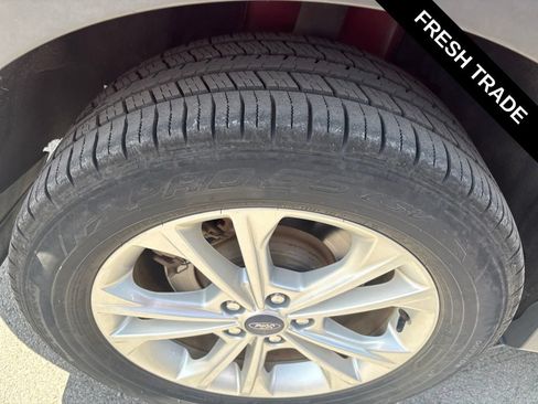 Used 2017 Ford Escape SE AWD/4WD image 11