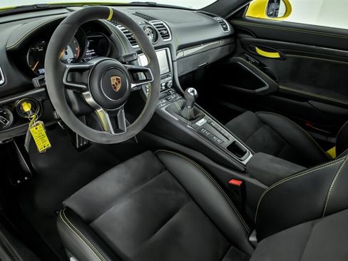 Used 2016 Porsche Cayman GT4 RWD image 16