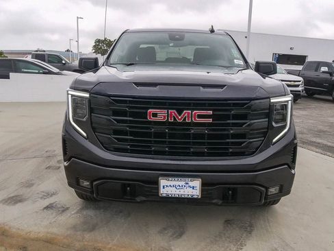 Used 2023 GMC Sierra 1500 Elevation image 2