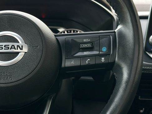 Used 2021 Nissan Rogue SV w/ Premium Package image 27