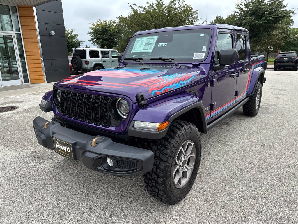 New 2026 Jeep Gladiator Sport AWD/4WD image 2
