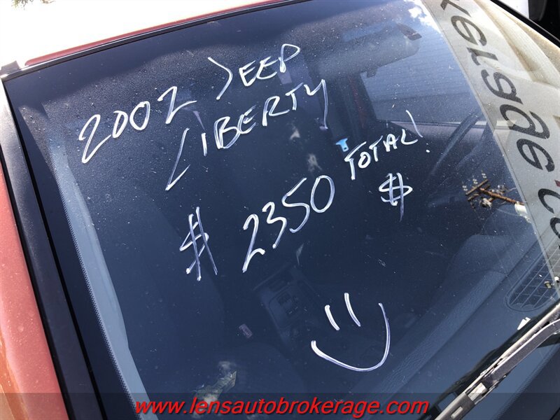 Used 2002 Jeep Liberty Sport AWD/4WD image 2