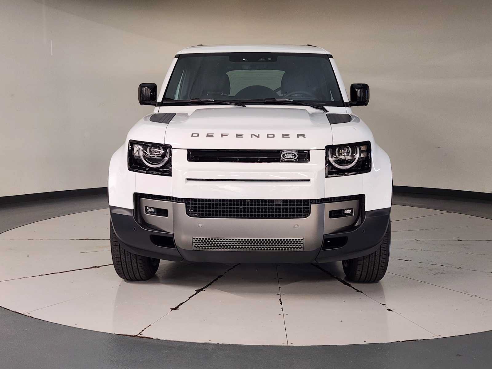 New 2026 Land Rover Defender 130 S AWD/4WD image 9