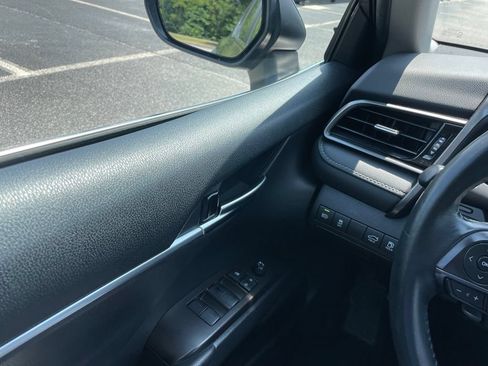 Used 2023 Toyota Camry SE FWD image 21