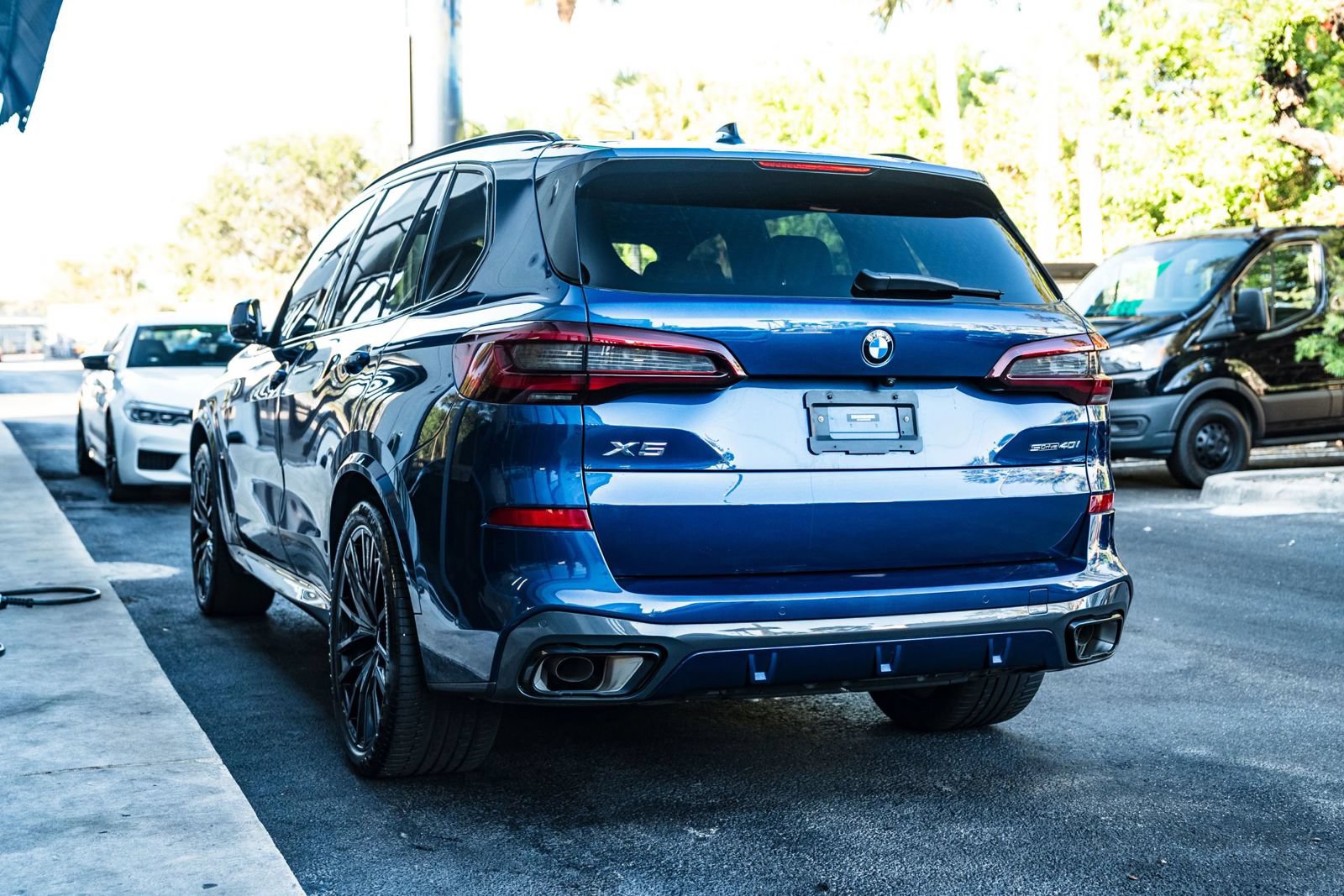 Used 2023 BMW X5 sDrive40i w/ M Sport Package RWD image 12