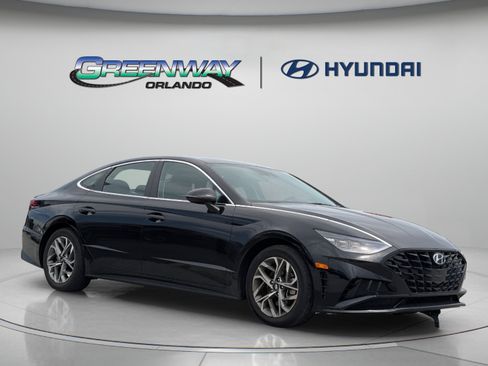 Used 2023 Hyundai Sonata SEL FWD image 2