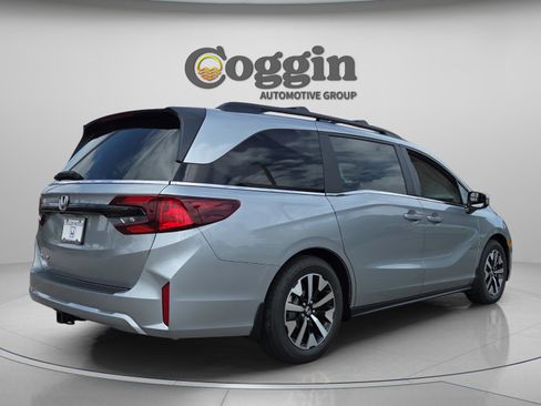 New 2026 Honda Odyssey EX-L image 5