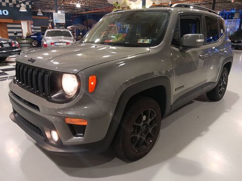 Used 2020 Jeep Renegade Altitude AWD/4WD image 8