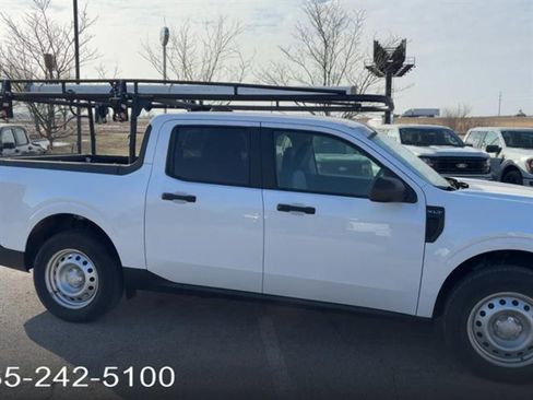 Used 2025 Ford Maverick XLT w/ Equipment Group 302A AWD/4WD image 18