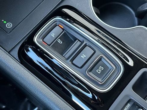 Certified 2024 Honda Pilot Touring image 21