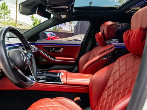 Used 2022 Mercedes-Benz S 580 4MATIC Sedan w/ Warmth & Comfort Package image 36