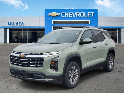 Certified 2025 Chevrolet Equinox LT w/ Convenience Package II image 2