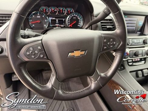 Used 2019 Chevrolet Tahoe LT w/ Luxury Package AWD/4WD image 12