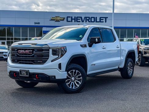 Used 2022 GMC Sierra 1500 AT4 w/ AT4 Preferred Package AWD/4WD image 1