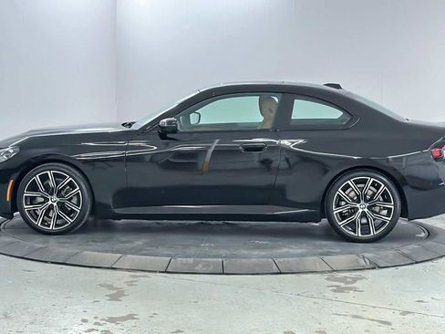 Used 2023 BMW 230i Coupe w/ Premium Package image 5