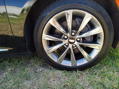 Used 2016 Cadillac XTS w/ Rear Seat Comfort Package image 15