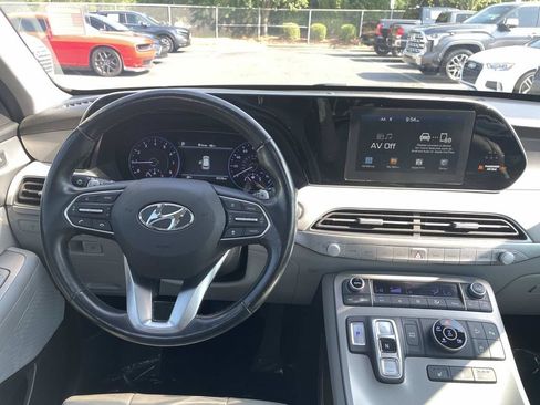 Used 2020 Hyundai Palisade SEL w/ Premium Package AWD/4WD image 17