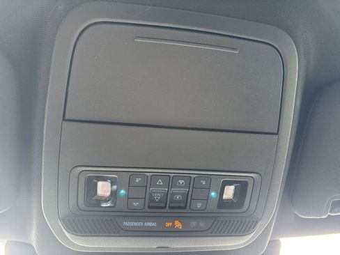 Certified 2023 Ford Explorer Platinum w/ Technology Package image 39