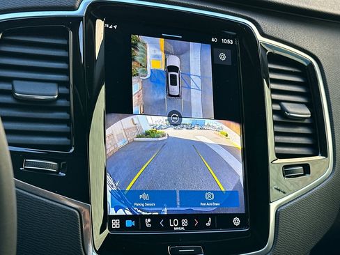 Used 2024 Volvo XC90 T8 Plus image 24