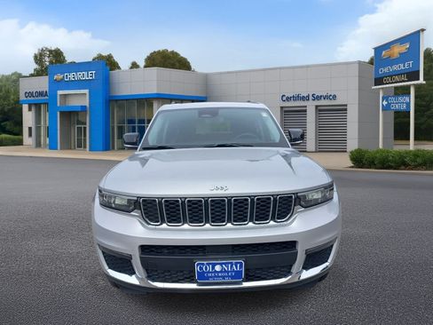 Used 2023 Jeep Grand Cherokee L Limited AWD/4WD image 29