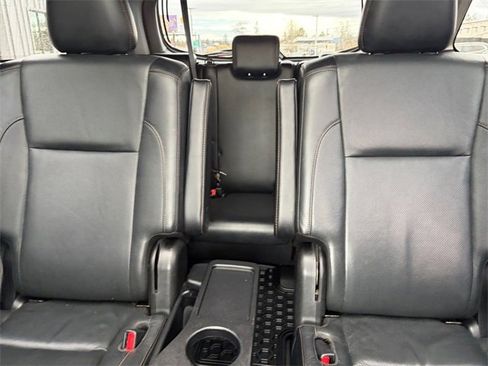 Used 2018 Toyota Highlander Limited image 23
