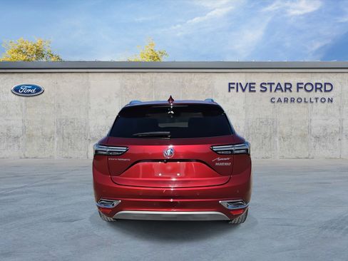 Used 2022 Buick Envision Avenir w/ Technology Package II image 7