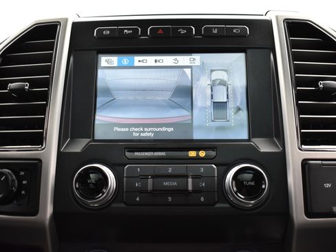 Used 2019 Ford F250 Platinum w/ Platinum Ultimate Package image 31