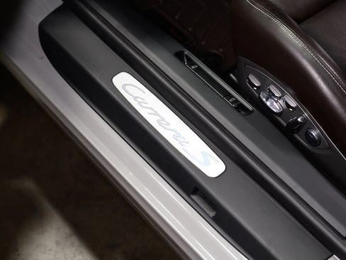 Used 2013 Porsche 911 Carrera S image 47