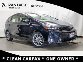 Used 2017 Toyota Prius V Five image 1