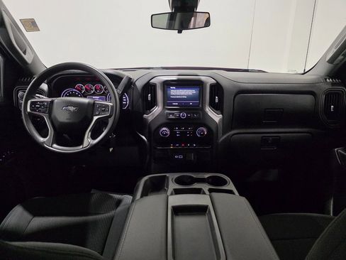 Used 2022 Chevrolet Silverado 1500 Custom Trail Boss w/ Safety Confidence Package image 2